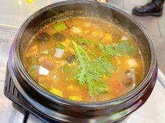 -玄希浪漫厨房·韩料烤肉(湖滨银泰in77店)