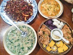 -黄桷树曹家私房菜(江与城店)