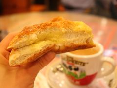 驰名鲜油菠萝包-金华冰厅