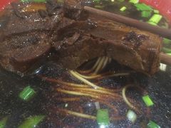 -小龙大肉面馆