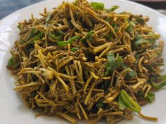 凉拌山野菜-村东第一家私房菜馆(古北水镇店)