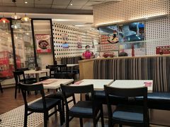 大堂-潮庭港式茶餐厅·熊仔奶茶(同济广场店)