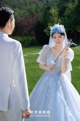 -纪梵希旅拍婚纱摄影(大连总店)