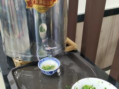 -崇德楼水盆牛羊肉泡馍馆(文艺路店)