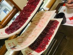 -左庭右院鲜牛肉火锅(金山万达店)