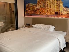 -维也纳酒店(广州京溪南方医院同和地铁站店)