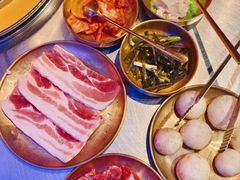 -釜山火炉·海鲜烤肉(紫藤路店)