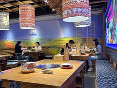 -洱火云南酸菜牛肉火锅(石景山当代商城店)