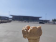 -霍尔果斯国门景区
