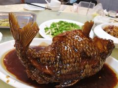 罾蹦鲤鱼-奥华餐厅·老张记(台基厂店)