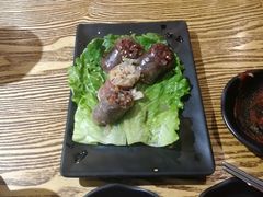 米肠拼盘-吴草鸡爪오초닭발韩食堂(融恒盈嘉中心店)