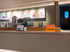 -星巴克臻选(上海中环广场2F店)