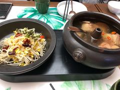 原味汽锅鸡-云海肴云南菜(曲江大悦城店)