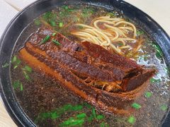 -小龙大肉面馆