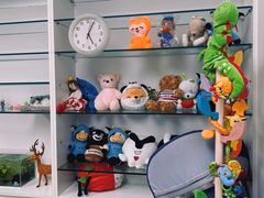 -瑞尔齿科(上海长风大悦城店)