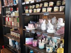 零售区-星巴克(浦东机场T2到达店)