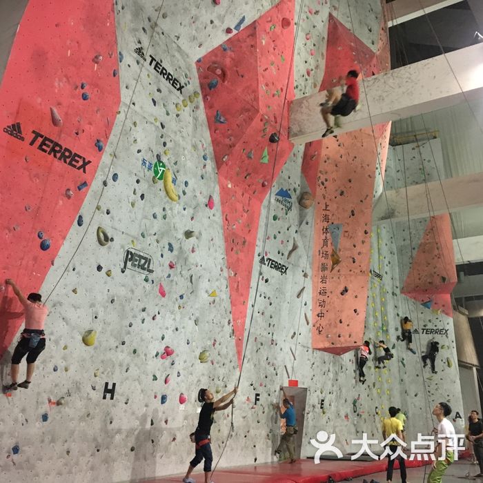 上海体育场攀岩运动中心