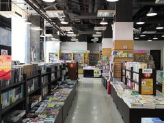 -新华传媒教材书店(中山南二路)