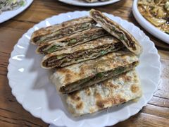 -溢心园香河肉饼总店