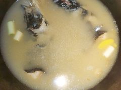 -陈大锅·岳阳鱼馆·地道岳阳菜(美食街店)