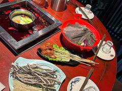 -二荆条·蜀鲜汇城市森林火锅
