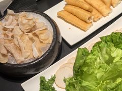 -鲜入唯煮·港式海鲜牛肉火锅(金宝街店)