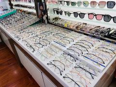 -华彬眼镜专业渐进配镜(潘家园店)