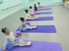 -Isee灰姑娘国际儿童艺术中心(北马路大悦城店)