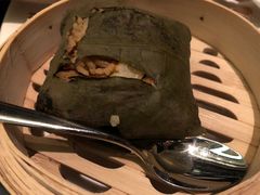 鲍鱼荷叶饭-天龙轩(香港丽思卡尔顿酒店)