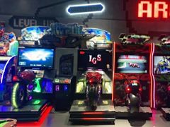 -世代星球·保龄球·镭战真人CS·团建(杨浦店)