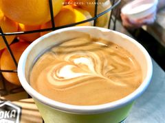 草莓拿铁-Moka Bros 摩卡站(嘉华店)