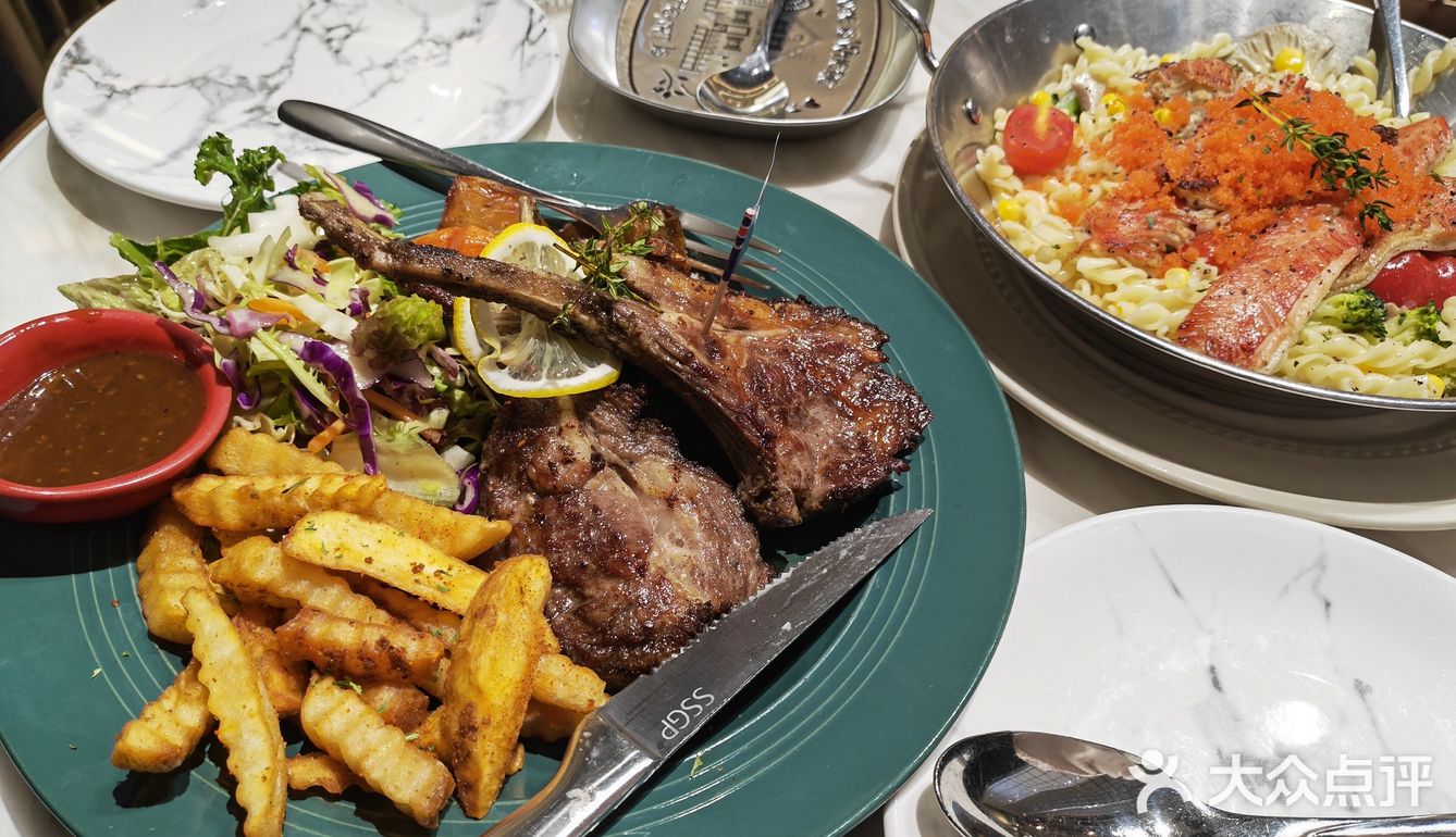 安排上了心心念念的小羊排🐑