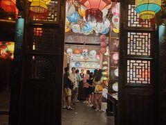门面-哥老官重庆美蛙鱼头(西湖银泰十一哥店)