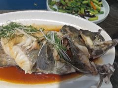-瓦国小镇·果木烤鸭·融合菜(西口店)
