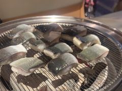 -围炉肉舍•炭烤活鳗•丹东海鲜烤肉(步行街店)