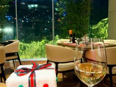 -怡咖啡海鲜自助餐厅(浦东香格里拉店)