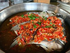 剁椒鱼头-小稻田辣椒炒肉(大浪商业中心店)