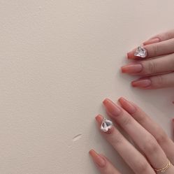 点击看大图 -Fanni美甲美睫皮肤管理