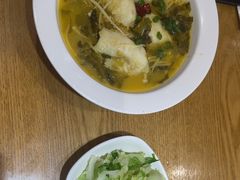 -南城香·饭香串香馄饨香(青年路店)