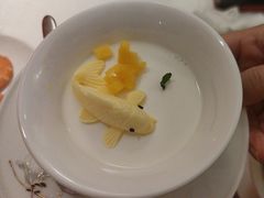 -醉辉皇上海之巅(上海中心大厦店)