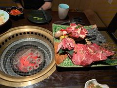 -山川小町·极番烧肉(新地假日广场店)