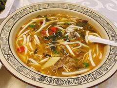 酸汤肥牛-天桥饭店·特色海鲜(金山嘴渔村店)