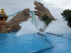 -七彩云南欢乐世界