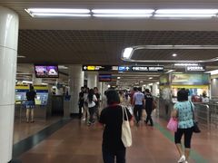 -公园前(地铁站)