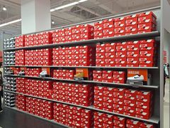 -NIKE上海青浦优选体验店