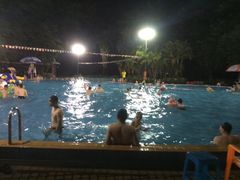 -奥冠恒温游泳馆(黄埔公园店)