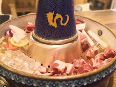 -毛辣果·贵州红酸汤牛肉火锅(西单店)