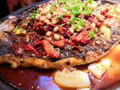 -鸣记脆皮烤鱼·海鲜烤鱼(三八广场店)