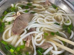 -遵义虾子张六羊肉粉(普陀路店)