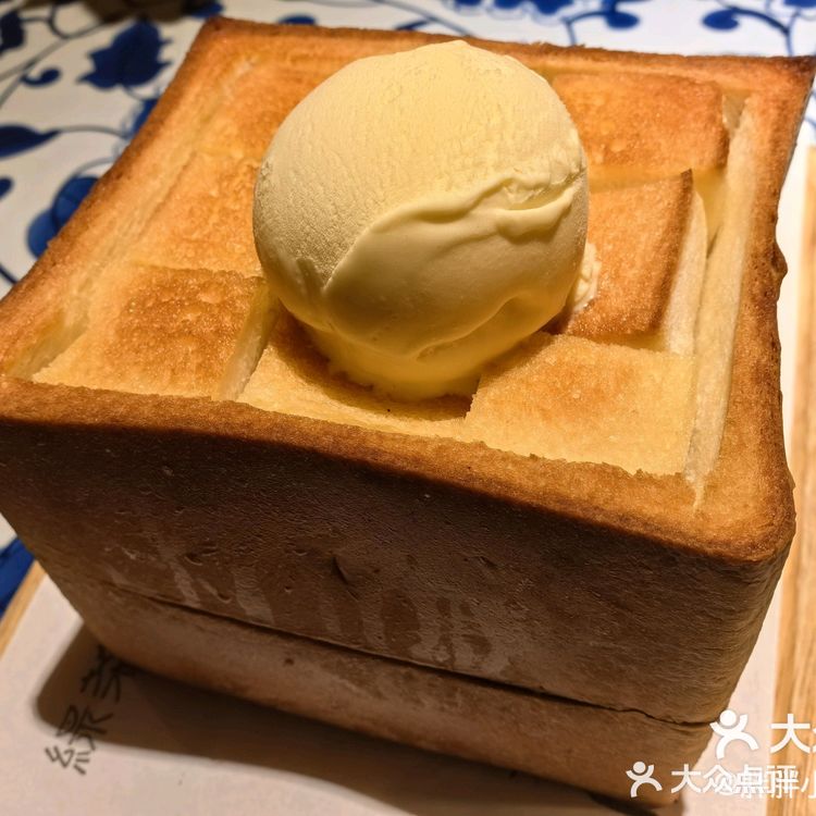 又是被面包诱惑诱惑的一天！